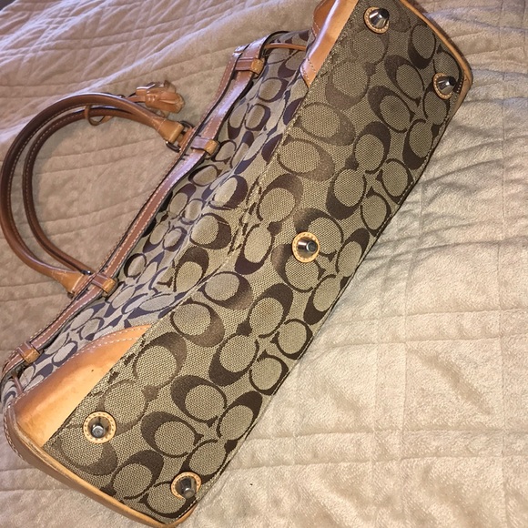Vintage Tan fabric/leather Coach handbag. - Picture 3 of 8